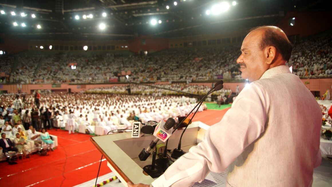 लोकसभा अध्यक्ष ओम बिरला ने ब्रह्माकुमारी संस्थान द्वारा आयोजित कार्यक्रम को किया सम्बोधित