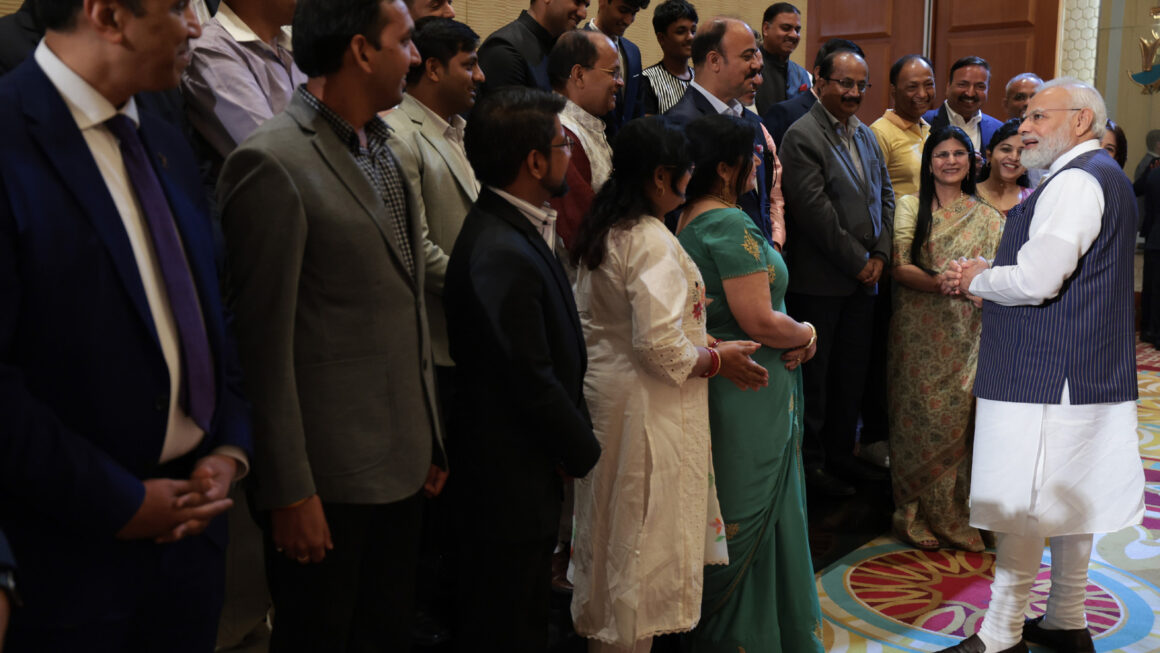 मोदी ने मिस्र के ग्रैंड मुफ्ती, भारतीय प्रवासियों से मुलाकात की