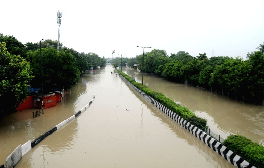 दिल्ली में रविवार तक सभी स्कूल-कॉलेज, विश्वविद्यालय रहेंगे बंद : केजरीवाल