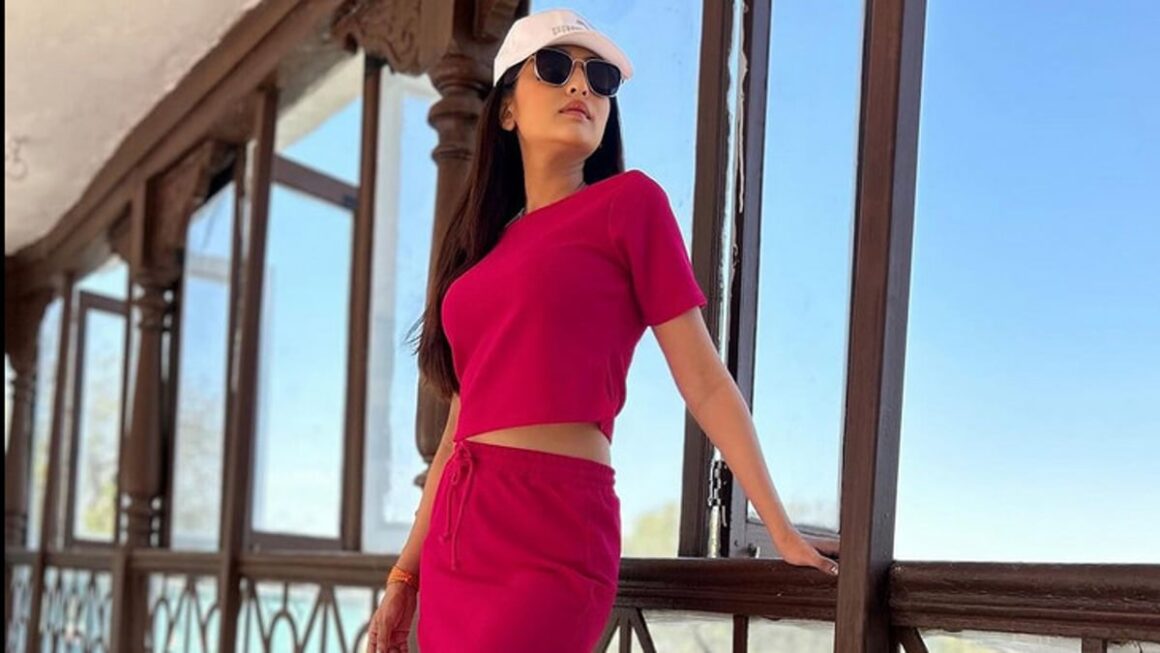 सेजल जयसवाल फैशन डिजाइनर की भूमिका निभाने टीवी शो कृष्णा मोहिनी के कलाकारों में हुई शामिल