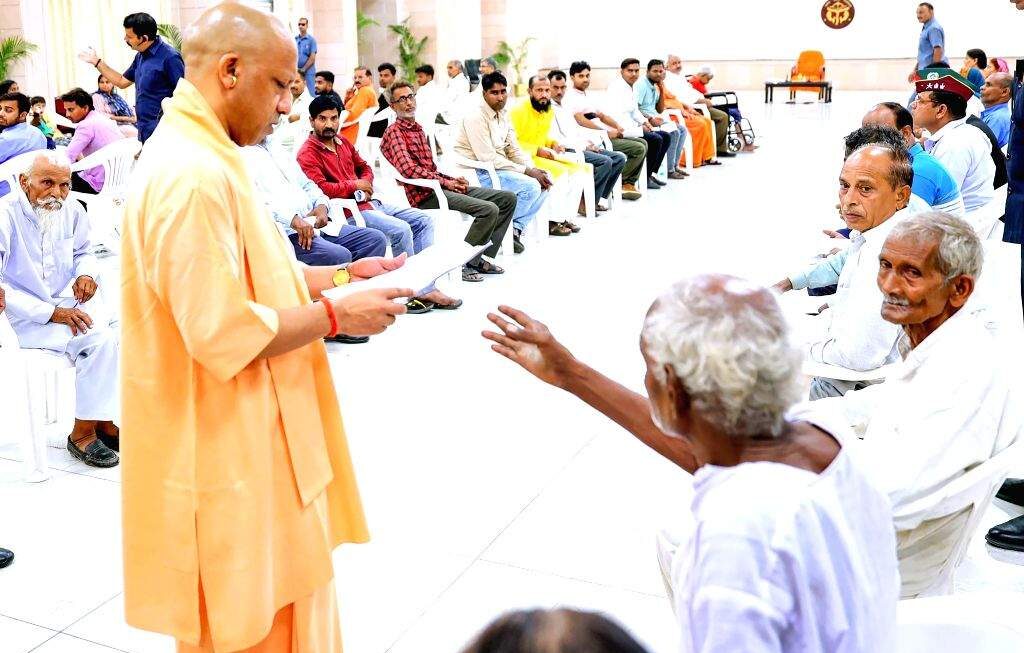 हर पीड़ित को न्याय दिलाना और जरूरतमंदों के चेहरे पर मुस्कान लाना ही सरकार का उद्देश्य : सीएम योगी