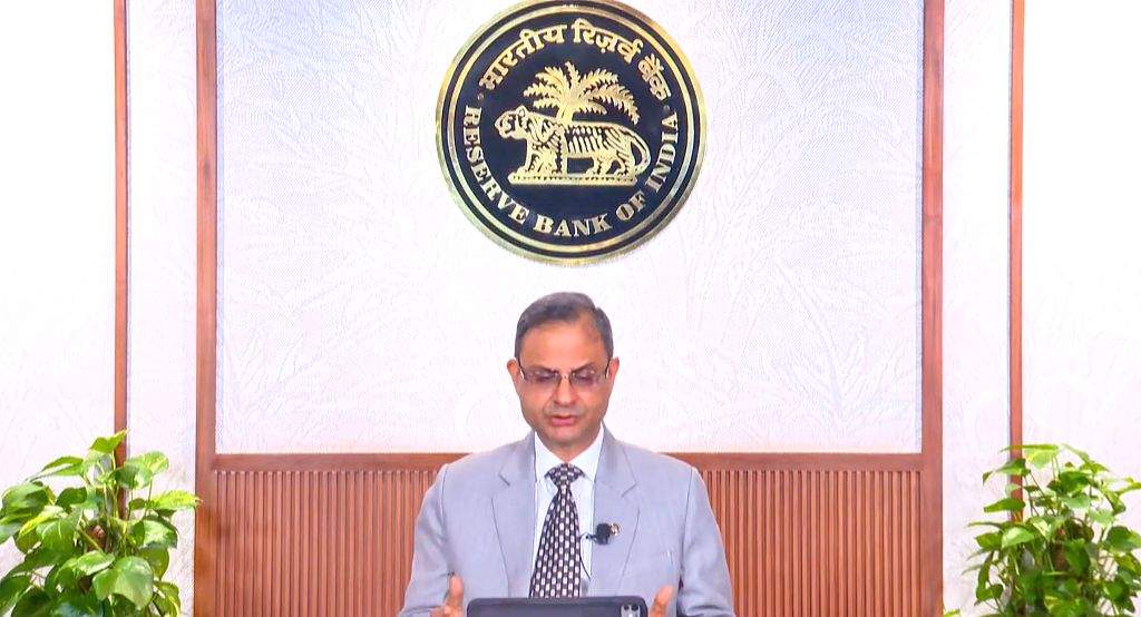 सीआरआर में एक प्रतिशत की कटौती, बैंकिंग प्रणाली में आएंगे 2.5 लाख करोड़