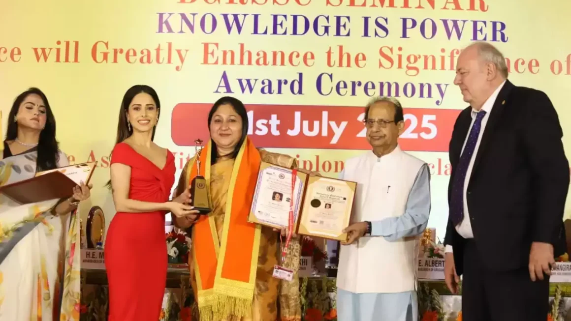 भारत गौरव रत्न श्री सम्मान’ समारोह में समाज सेवा के नायकों का सम्मान
