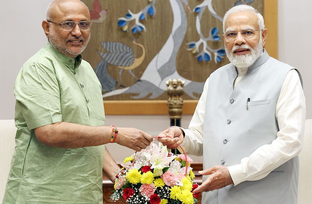 राधाकृष्णन ने लगन, विनम्रता और बुद्धिमत्ता से विशिष्ट पहचान बनाई है: मोदी