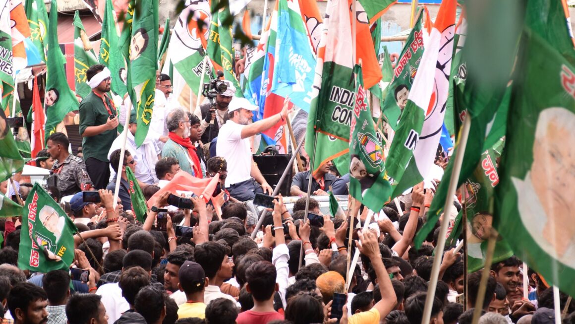 ‘हमारी सरकार आई तो देख लेंगे’, बिहार से राहुल गांधी की चेतावनी