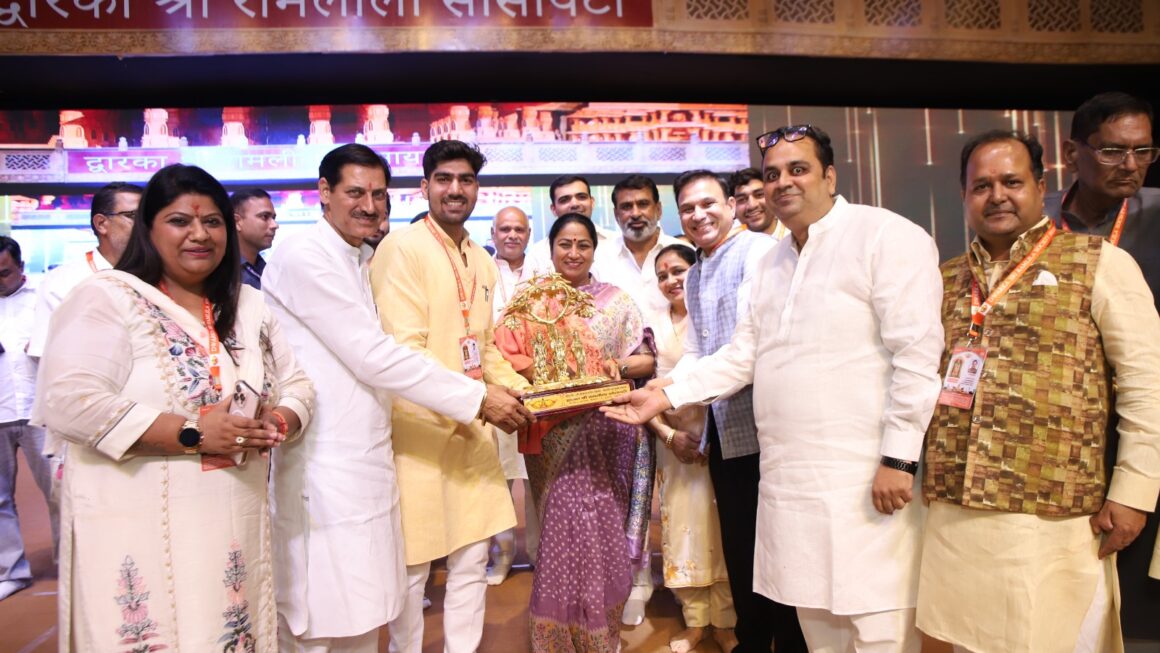 रामलीलाओं की परंपरा दिल्ली की सांस्कृतिक पहचान: रेखा गुप्ता