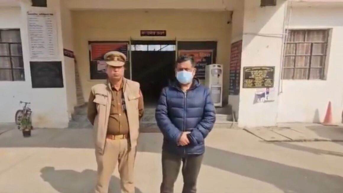 नोएडा हादसे में बड़ी कार्रवाई: इंजीनियर युवराज की मौत के मामले में बिल्डर अभय कुमार गिरफ्तार, लापरवाही पर प्रशासन सख्त