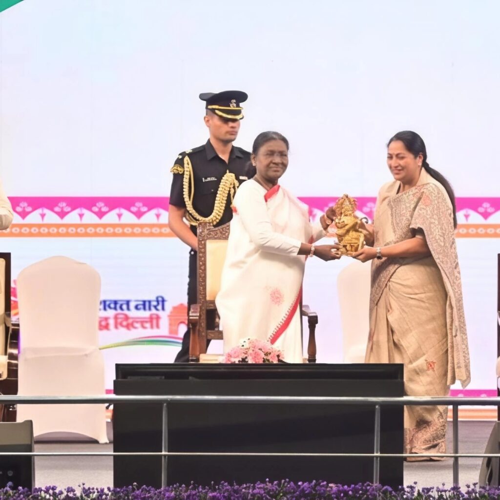 होली पर ‘सशक्त नारी, समृद्ध दिल्ली’ का संदेश: राष्ट्रपति द्रौपदी मुर्मु ने चार महिला-केंद्रित योजनाओं की शुरुआत की