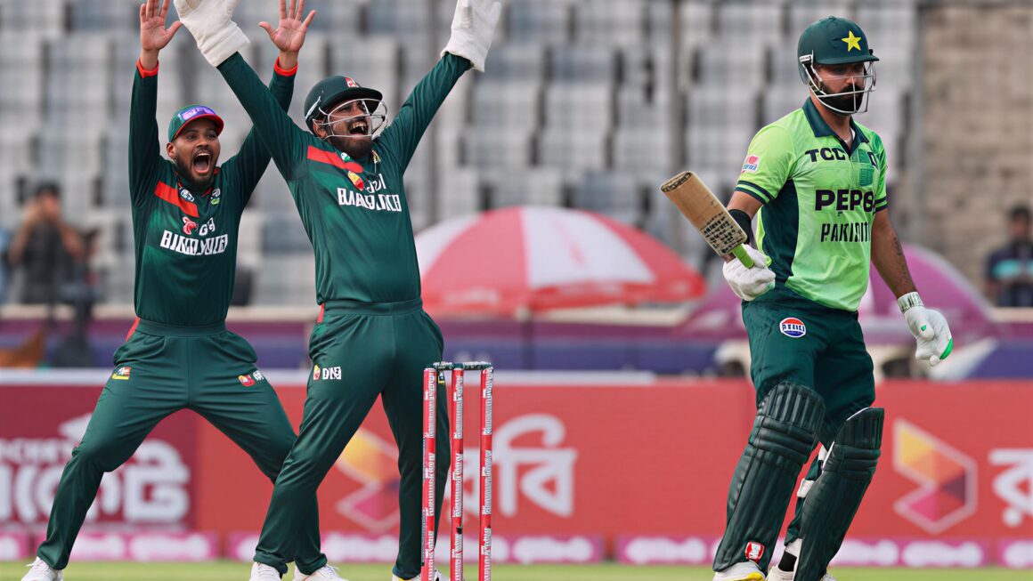 Pakistan vs Bangladesh ODI Series 2026: कॉमेडी सीरीज तंज, DRS विवाद और बल्लेबाज़ी पतन का पूरा विश्लेषण